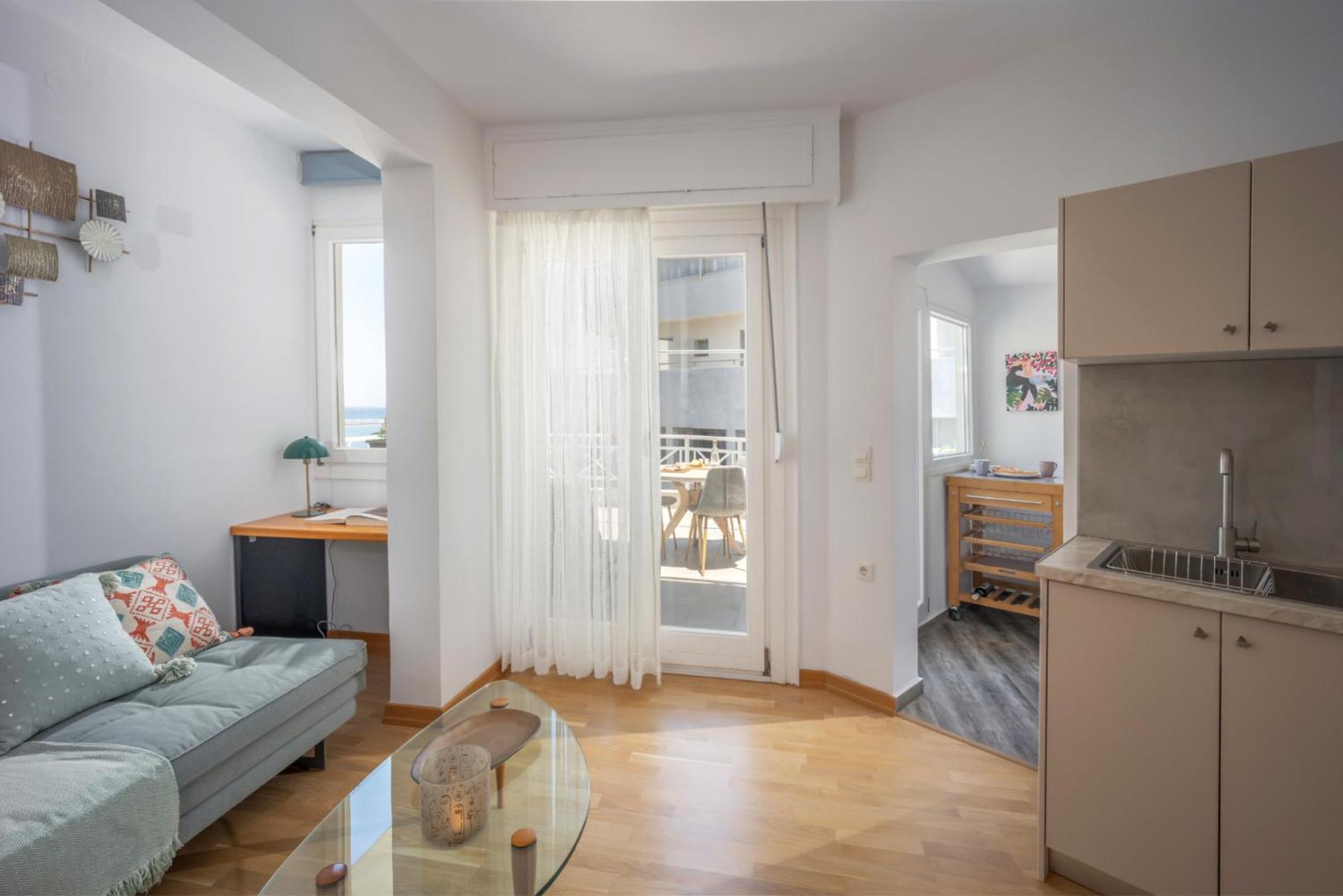 Appartement Chic, Downtown, Penthouse W Sundeck And Seaview