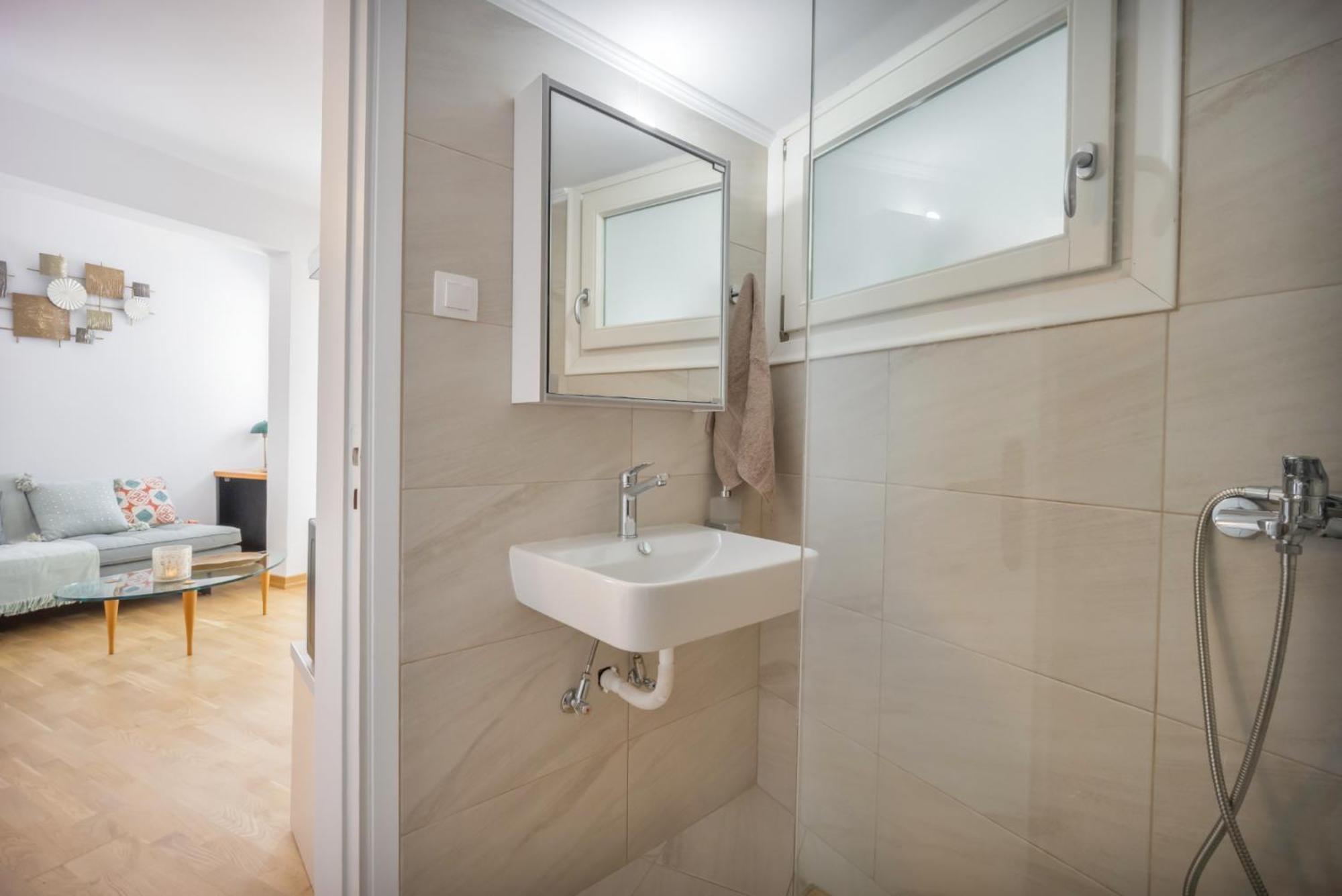 Chic, Downtown, Penthouse W Sundeck And Seaview Apartment *